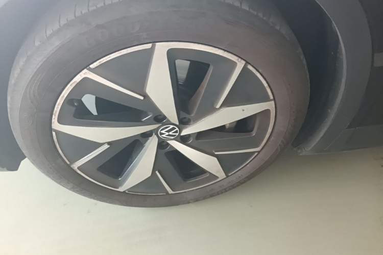 Used Volkswagen ID.4 CROZZ 2021 Long-Range PURE+ Two-Wheel Drive Version Left Front Wheel Hub