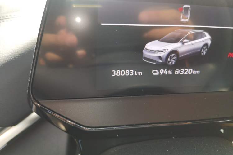 Used Volkswagen ID.4 CROZZ 2021 Standard Range PURE Two-Wheel Drive Version Odometer Close Up