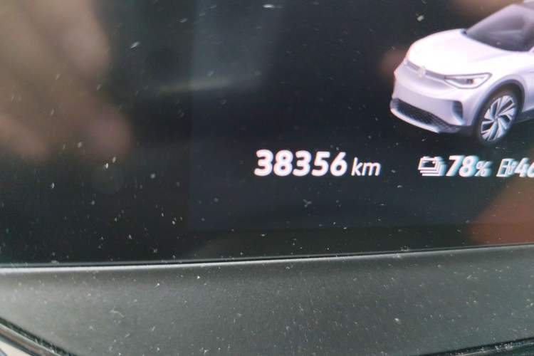 Used Volkswagen ID.4 CROZZ 2021 Long-Range PURE+ Two-Wheel Drive Version Odometer Close Up