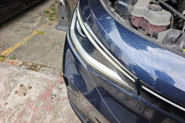 Used Volkswagen ID.4 CROZZ 2021 Yeyue First-Edition Two-Wheel-Drive Version Right Front Headlight
