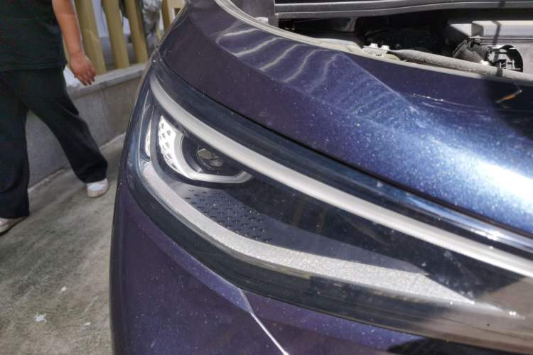 Used Volkswagen ID.4 CROZZ 2021 Standard Range PURE Two-Wheel Drive Version Right Front Headlight