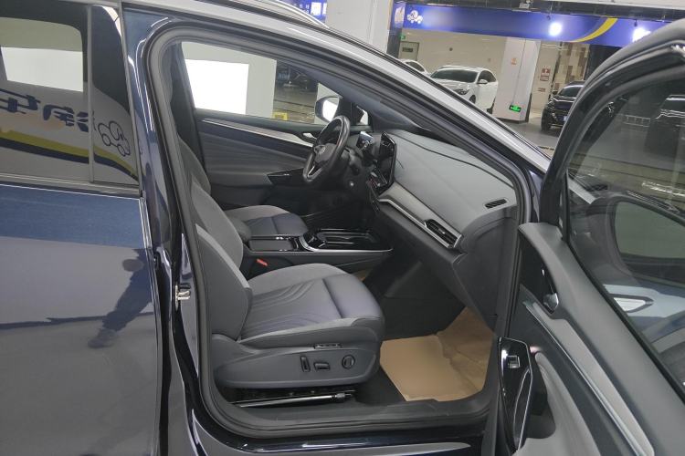 Used Volkswagen ID.4 CROZZ 2021 Long-Range Lite PRO Two-Wheel Drive Version Right Front Seat
