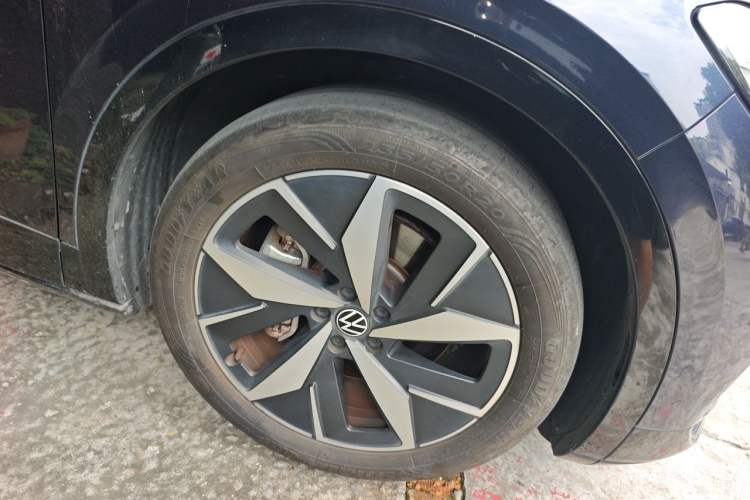 Used Volkswagen ID.4 CROZZ 2021 Yeyue First-Edition Two-Wheel-Drive Version Right Front Wheel Hub