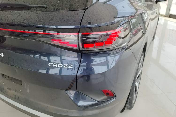 Used Volkswagen ID.4 CROZZ 2021 Long-Range PRO Two-Wheel Drive Version Right Rear Taillight