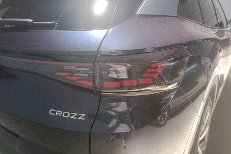 Used Volkswagen ID.4 CROZZ 2021 Long-Range Lite PRO Two-Wheel Drive Version Right Rear Taillight