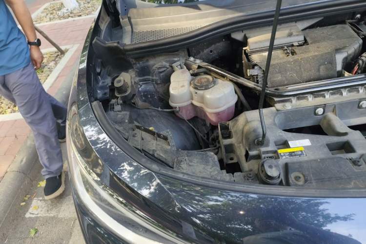 Used Volkswagen ID.4 CROZZ 2021 High-Performance PRIME Four-Wheel Drive Version Engine Bay Right