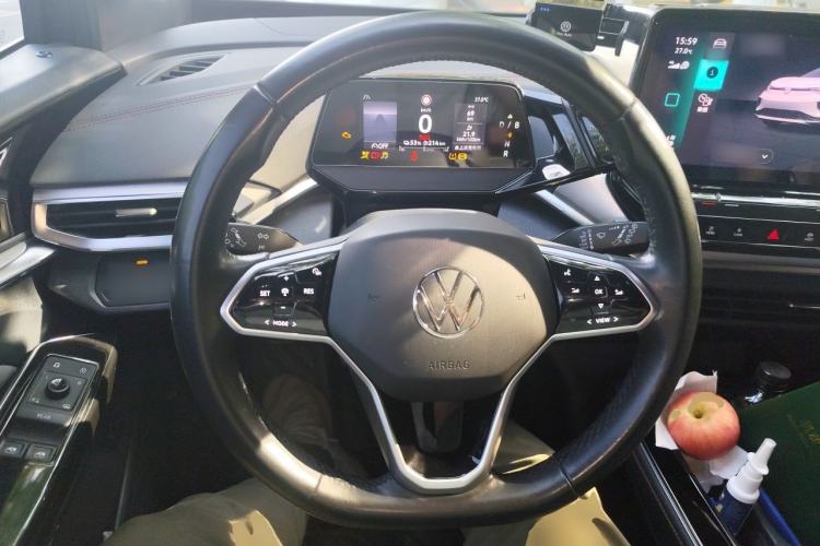 Used Volkswagen ID.4 CROZZ 2021 High-Performance PRIME Four-Wheel Drive Version Steering Wheel