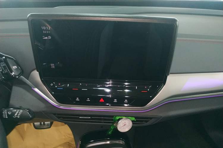 Used Volkswagen ID.4 CROZZ 2021 High-Performance PRIME Early-Bird Edition Audio And AC Panel