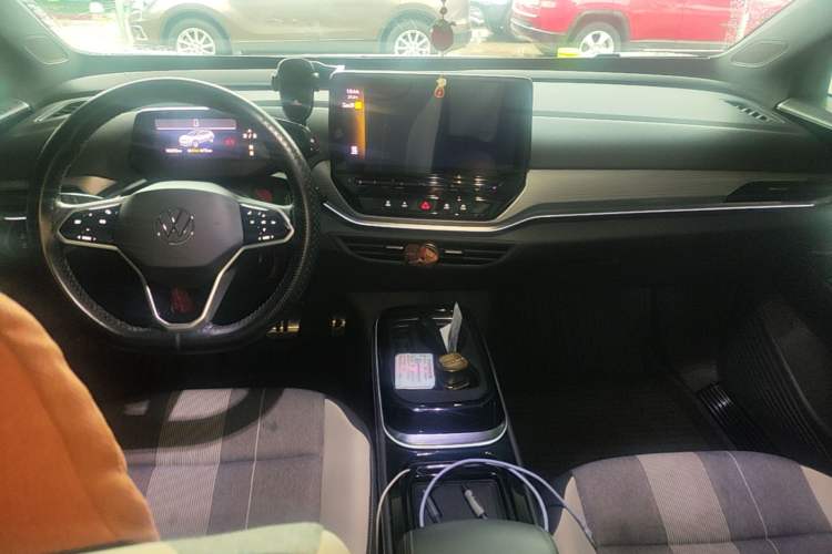Used Volkswagen ID.4 CROZZ 2021 Long-Range PURE+ Two-Wheel Drive Version Center Console