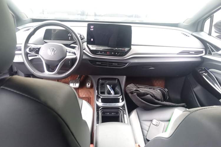 Used Volkswagen ID.4 CROZZ 2021 Long-Range PRO Two-Wheel Drive Version Center Console