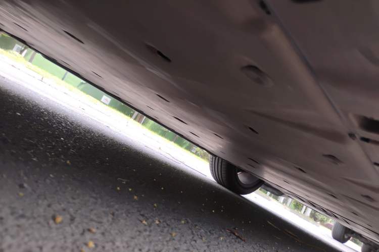 Used Volkswagen ID.4 CROZZ 2021 Yeyue First-Edition Two-Wheel-Drive Version Chassis Rear Right