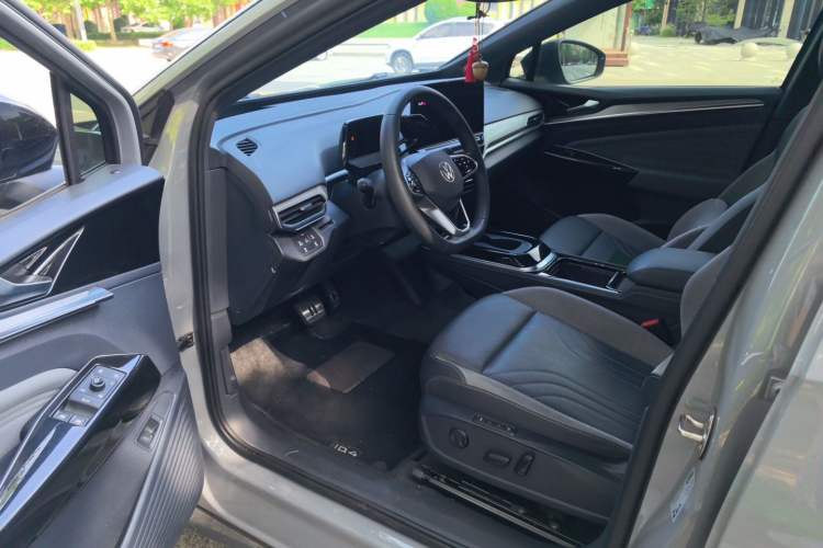 Used Volkswagen ID.4 CROZZ 2021 Long-Range PRO Two-Wheel Drive Version Driver Seat