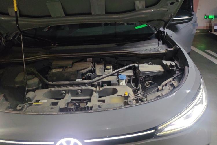 Used Volkswagen ID.4 CROZZ 2021 Long-Range PRO Two-Wheel Drive Version Engine Bay Left