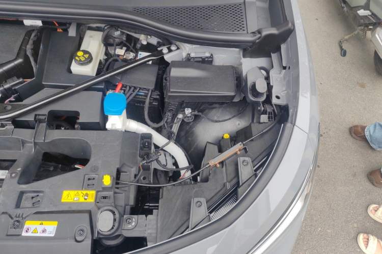 Used Volkswagen ID.4 CROZZ 2021 Yeyue First-Edition Two-Wheel-Drive Version Engine Bay Left