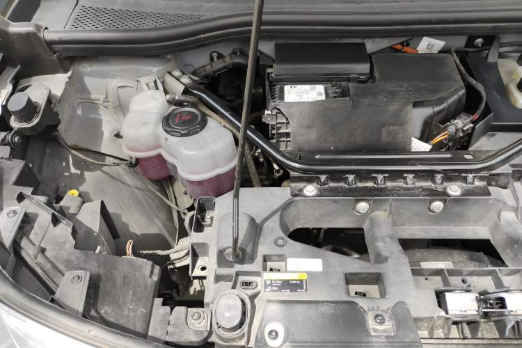Used Volkswagen ID.4 CROZZ 2021 Yeyue First-Edition Two-Wheel-Drive Version Engine Bay Right