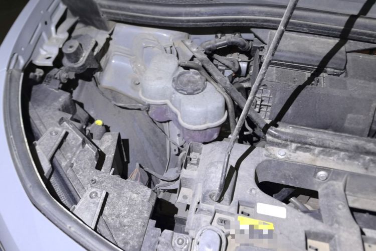 Used Volkswagen ID.4 CROZZ 2021 Yeyue First-Edition Two-Wheel-Drive Version Engine Bay Right