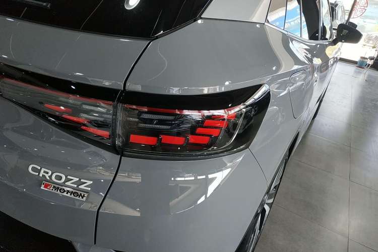 Used Volkswagen ID.4 CROZZ 2021 High-Performance PRIME Early-Bird Edition Exterior 2