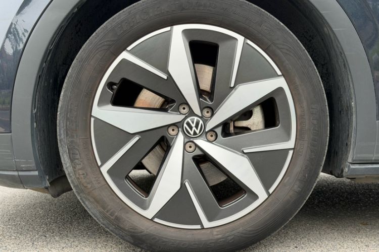 Used Volkswagen ID.4 CROZZ 2021 Long-Range PRO Two-Wheel Drive Version Exterior 3