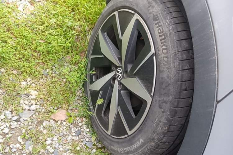 Used Volkswagen ID.4 CROZZ 2021 Long-Range PRO Two-Wheel Drive Version Exterior 5