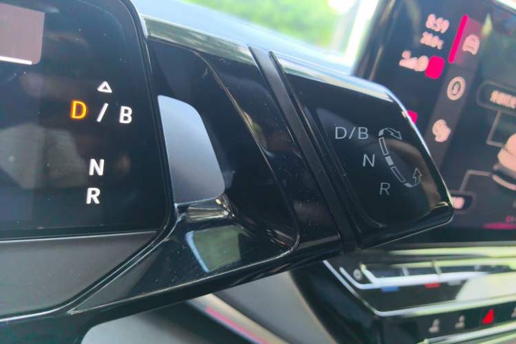 Used Volkswagen ID.4 CROZZ 2021 Long-Range PRO Two-Wheel Drive Version Gear Lever