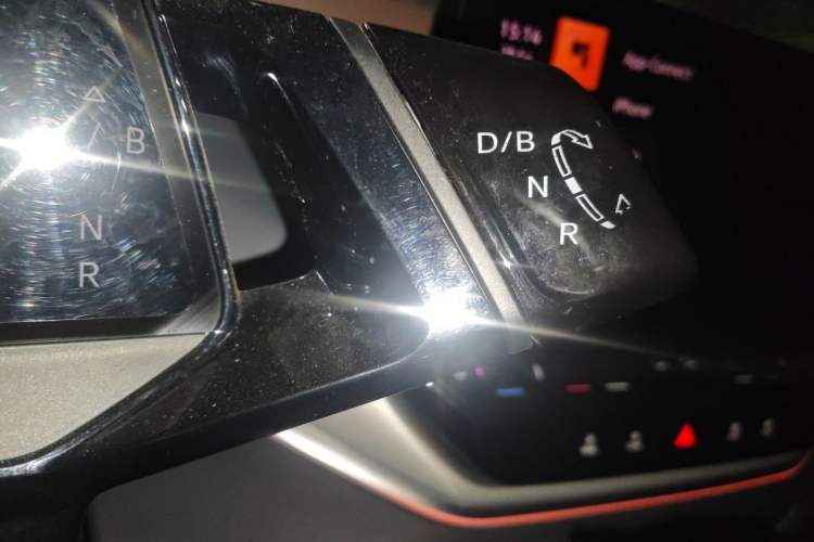 Used Volkswagen ID.4 CROZZ 2021 Long-Range PRO Two-Wheel Drive Version Gear Lever