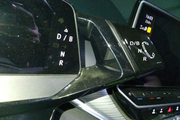 Used Volkswagen ID.4 CROZZ 2021 Long-Range PURE+ Two-Wheel Drive Version Gear Lever