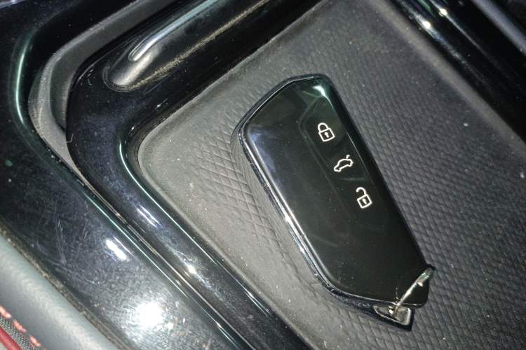 Used Volkswagen ID.4 CROZZ 2021 High-Performance PRIME Early-Bird Edition Interior 1