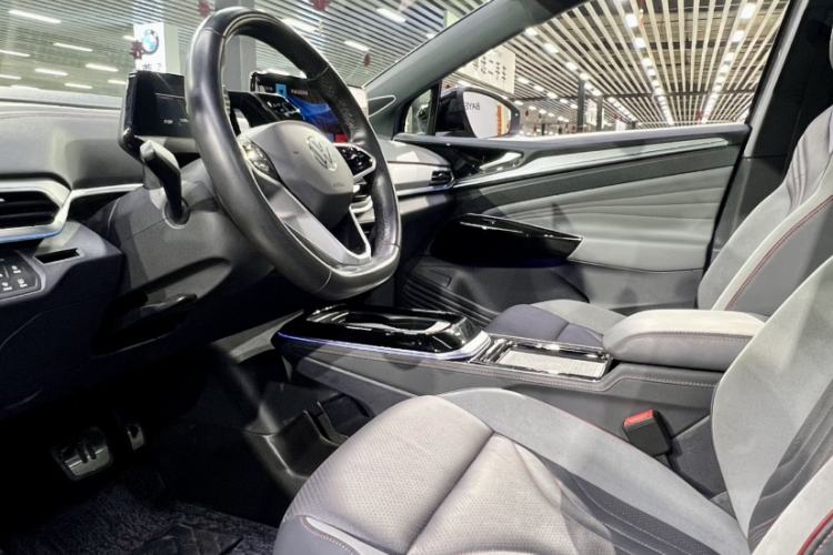 Used Volkswagen ID.4 CROZZ 2021 High-Performance PRIME Four-Wheel Drive Version Interior 2
