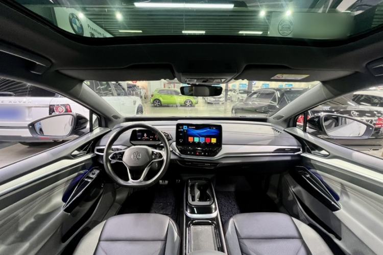 Used Volkswagen ID.4 CROZZ 2021 High-Performance PRIME Four-Wheel Drive Version Interior 3