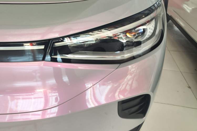 Used Volkswagen ID.4 CROZZ 2021 Long-Range Lite PRO Two-Wheel Drive Version Left Front Headlight