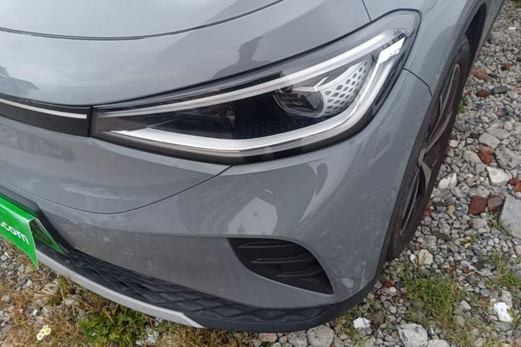 Used Volkswagen ID.4 CROZZ 2021 Long-Range PRO Two-Wheel Drive Version Left Front Headlight