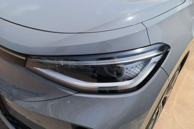 Used Volkswagen ID.4 CROZZ 2021 High-Performance PRIME Early-Bird Edition Left Front Headlight
