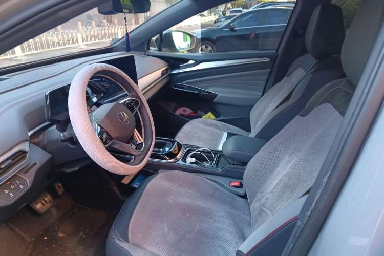 Used Volkswagen ID.4 CROZZ 2021 High-Performance PRIME Four-Wheel Drive Version Left Front Seat