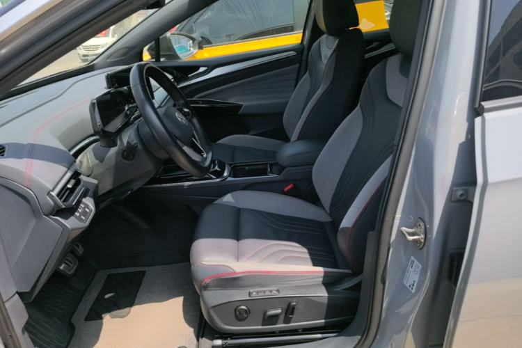 Used Volkswagen ID.4 CROZZ 2021 High-Performance PRIME Early-Bird Edition Left Front Seat