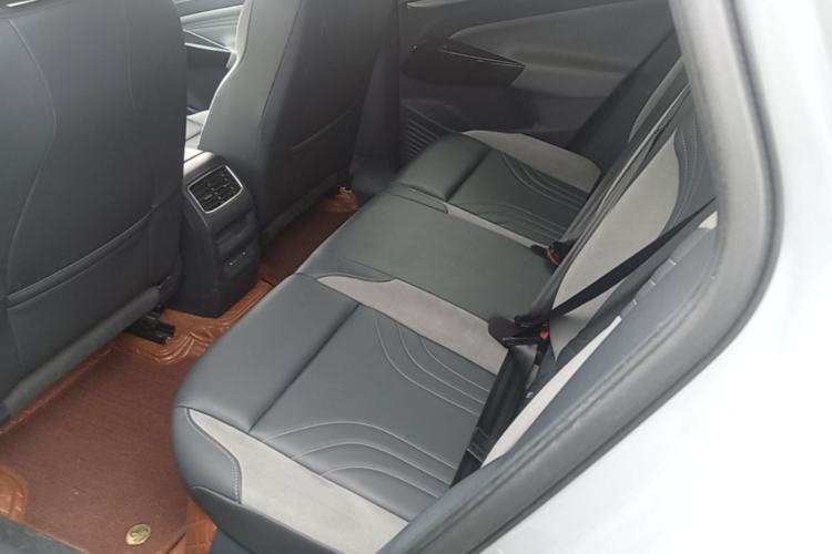 Used Volkswagen ID.4 CROZZ 2021 Long-Range PRO Two-Wheel Drive Version Left Rear Seat
