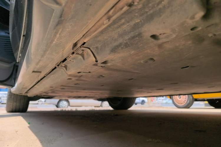 Used Volkswagen ID.4 CROZZ 2021 High-Performance PRIME Early-Bird Edition Left Side Sill
