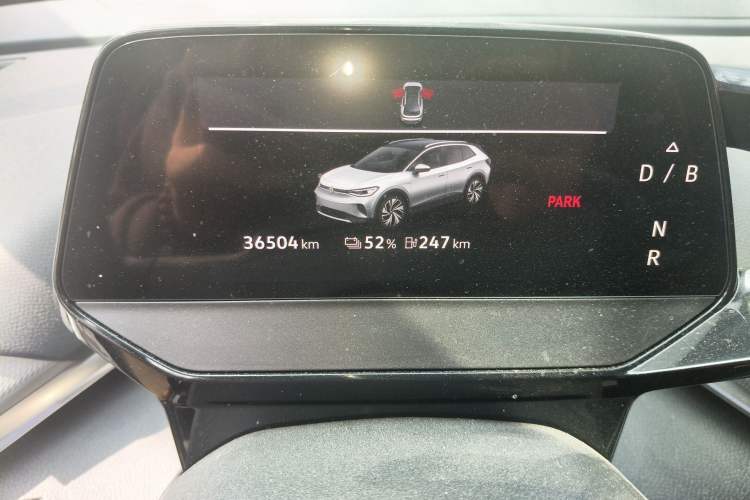 Used Volkswagen ID.4 CROZZ 2021 Long-Range PRO Two-Wheel Drive Version Odometer Close Up
