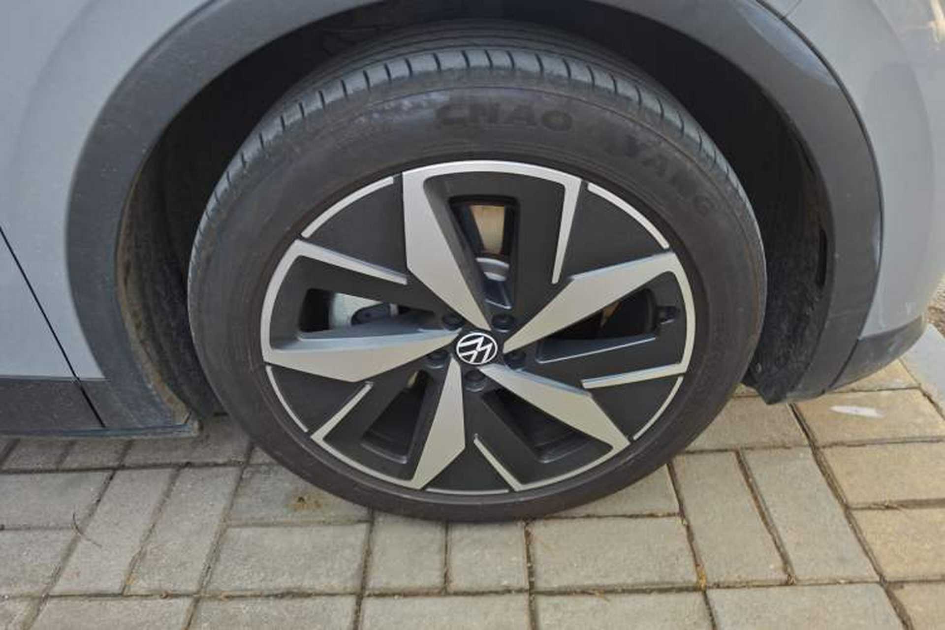 Used Volkswagen ID.4 CROZZ 2021 Long-Range PURE+ Two-Wheel Drive Version Right Front Wheel Hub