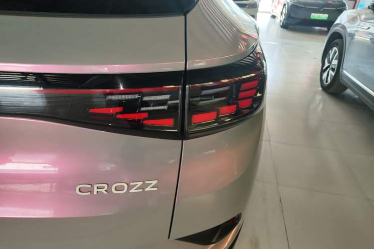 Used Volkswagen ID.4 CROZZ 2021 Long-Range Lite PRO Two-Wheel Drive Version Right Rear Taillight