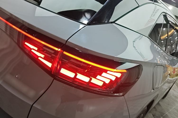 Used Volkswagen ID.4 CROZZ 2021 Yeyue First-Edition Two-Wheel-Drive Version Right Rear Taillight