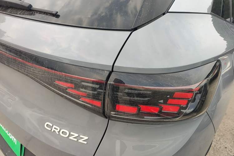 Used Volkswagen ID.4 CROZZ 2021 Long-Range PRO Two-Wheel Drive Version Right Rear Taillight