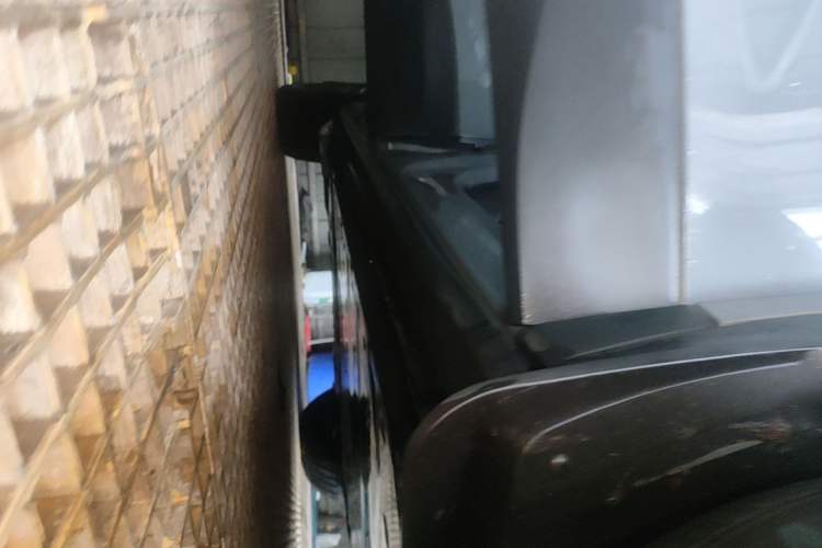 Used Volkswagen ID.4 CROZZ 2021 Long-Range PURE+ Two-Wheel Drive Version Right Side Sill