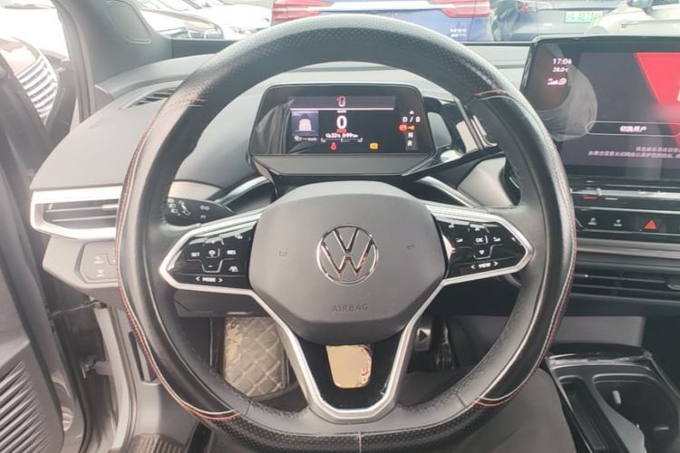 Used Volkswagen ID.4 CROZZ 2021 Long-Range PRO Two-Wheel Drive Version Steering Wheel