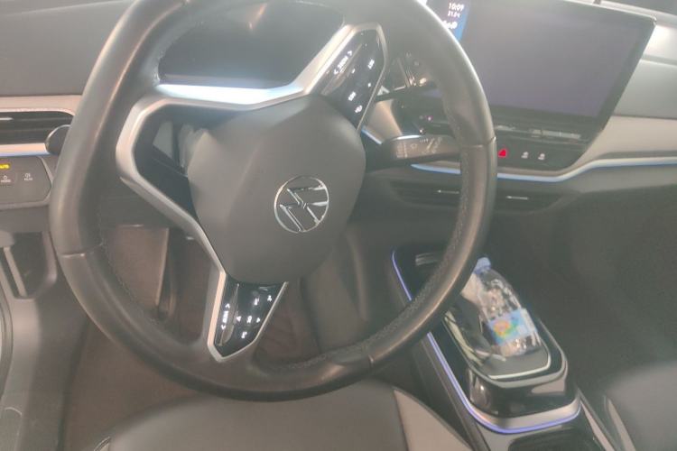 Used Volkswagen ID.4 CROZZ 2021 Long-Range PRO Two-Wheel Drive Version Steering Wheel
