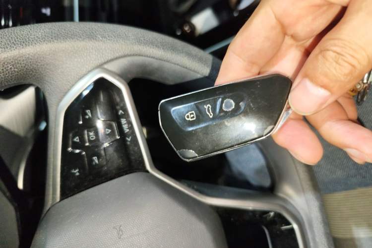 Used Volkswagen ID.4 CROZZ 2021 Long-Range PURE+ Two-Wheel Drive Version Vehicle Key