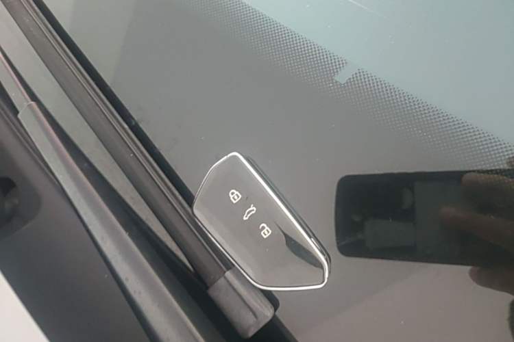 Used Volkswagen ID.4 CROZZ 2021 Long-Range PRO Two-Wheel Drive Version Vehicle Key