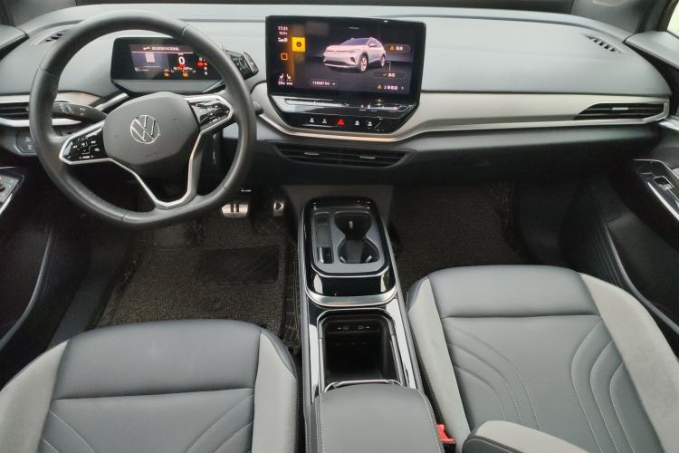 Used Volkswagen ID.4 CROZZ 2021 Long-Range PRO Two-Wheel Drive Version Center Console