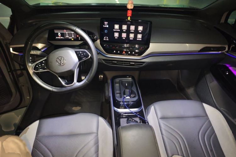 Used Volkswagen ID.4 CROZZ 2021 Long-Range Lite PRO Two-Wheel Drive Version Center Console