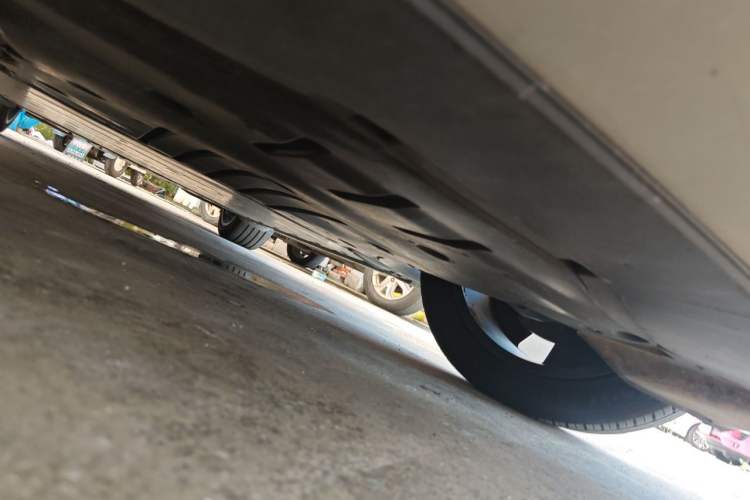 Used Volkswagen ID.4 CROZZ 2021 Long-Range PRO Two-Wheel Drive Version Chassis Front