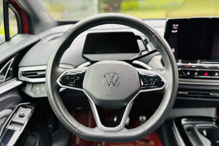 Used Volkswagen ID.4 CROZZ 2021 Long-Range PRO Two-Wheel Drive Version Interior 3